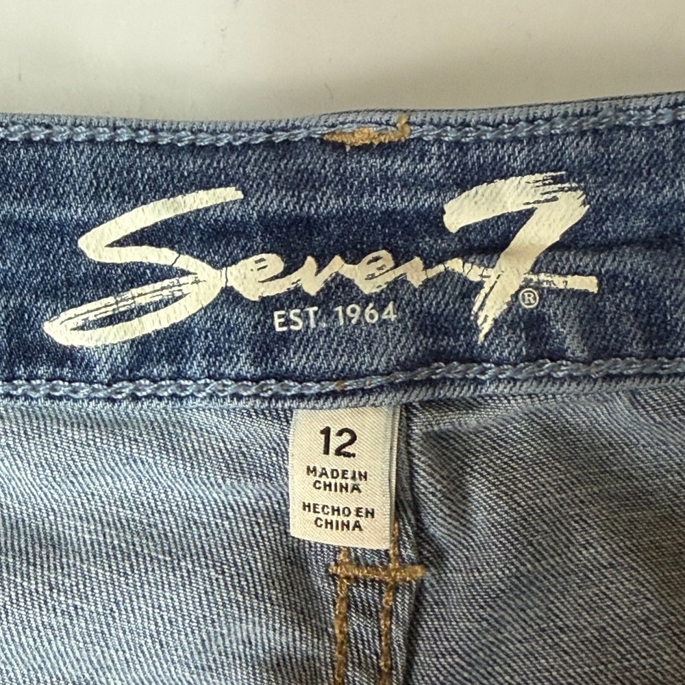 Seven7 Shorts Womens 12 Thrive Blue Relaxed Bermuda Denim Sew Cuffs Raw Hem - Picture 4 of 11